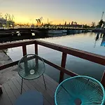 Widoki 1 The Unique Waterfront House * グダニスク