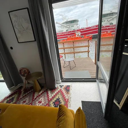 Widoki 1 The Unique Waterfront House 別荘 *