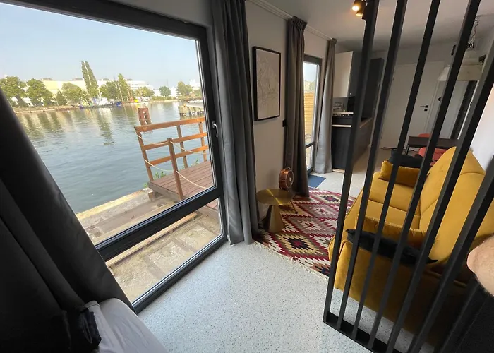 Tatil Evi Widoki 1 The Unique Waterfront House